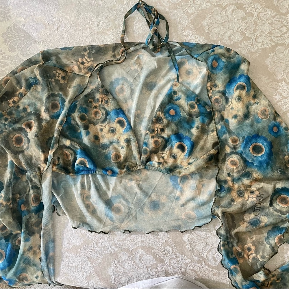 Cider brand top, blue and green, sheer